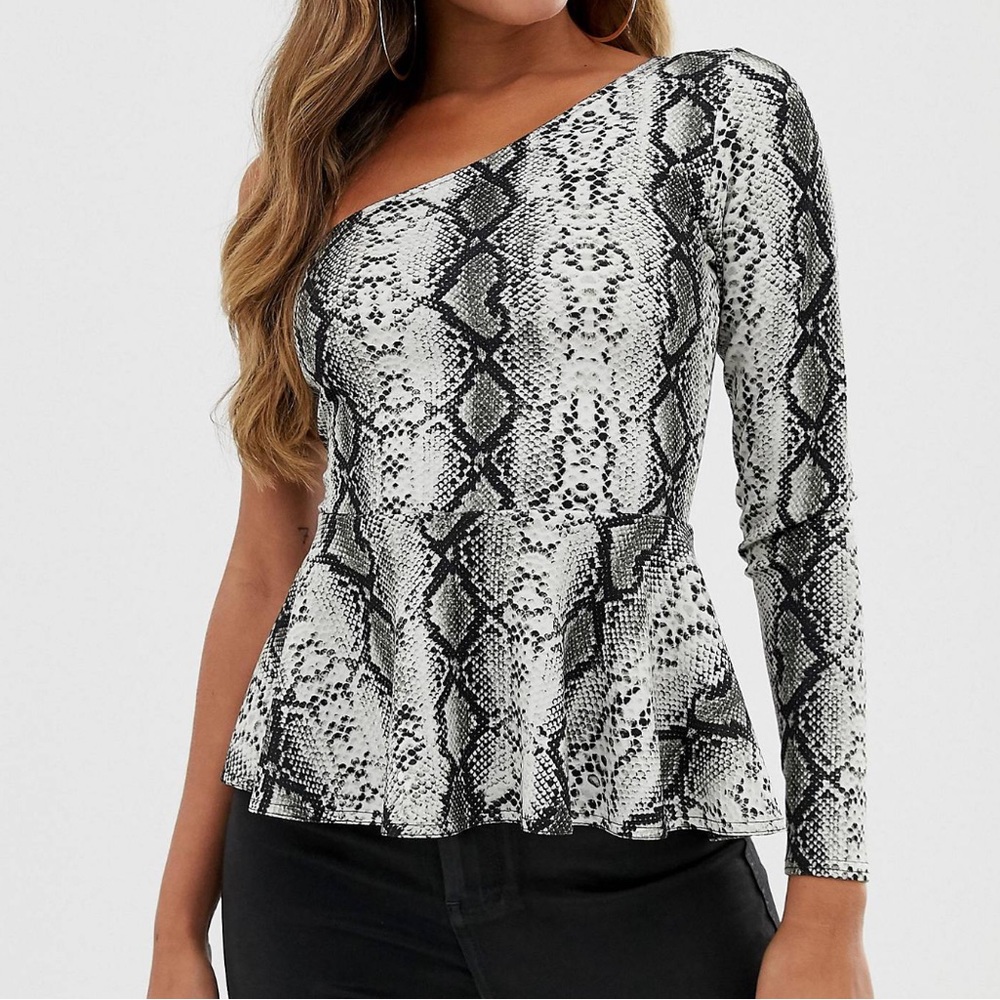 One Shoulder Snake Print Peplum Top 🐍
